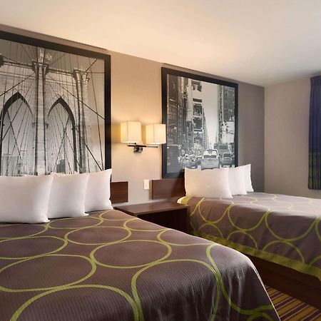 Hotel Super 8 Bronx New York Exterior foto